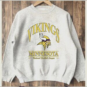 Vintage Style Minnesota Vikings Football Sweatshirt Minnesota Vikings Shirt tee